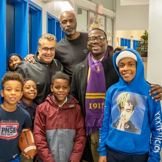 demond speaking to youth